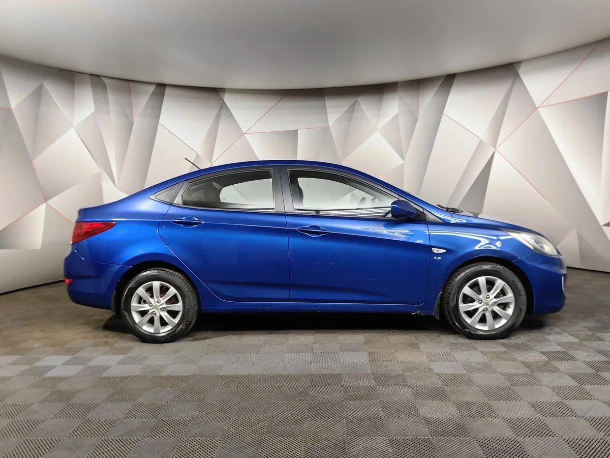 Hyundai Solaris 1.6 AT (123 л.с.) Comfort Синий в АВИЛОН. Слайд №6
