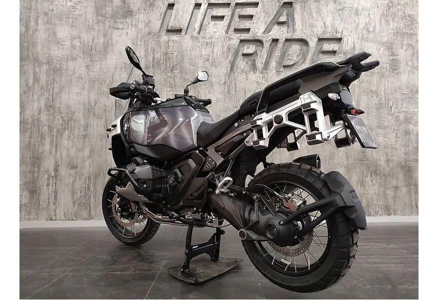 BMW Motorrad R 1300 GS Adventure R 1300 GS Adventure 1300 см³ (145) 1300 Черный в АВИЛОН. Слайд №5