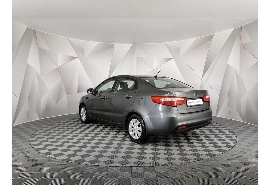 Kia Rio 1.6 AT (123 л.с.) Серый в АВИЛОН. Слайд №4