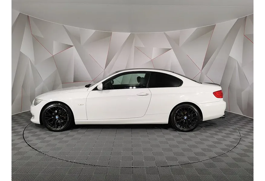 LIVE. Слайд №2