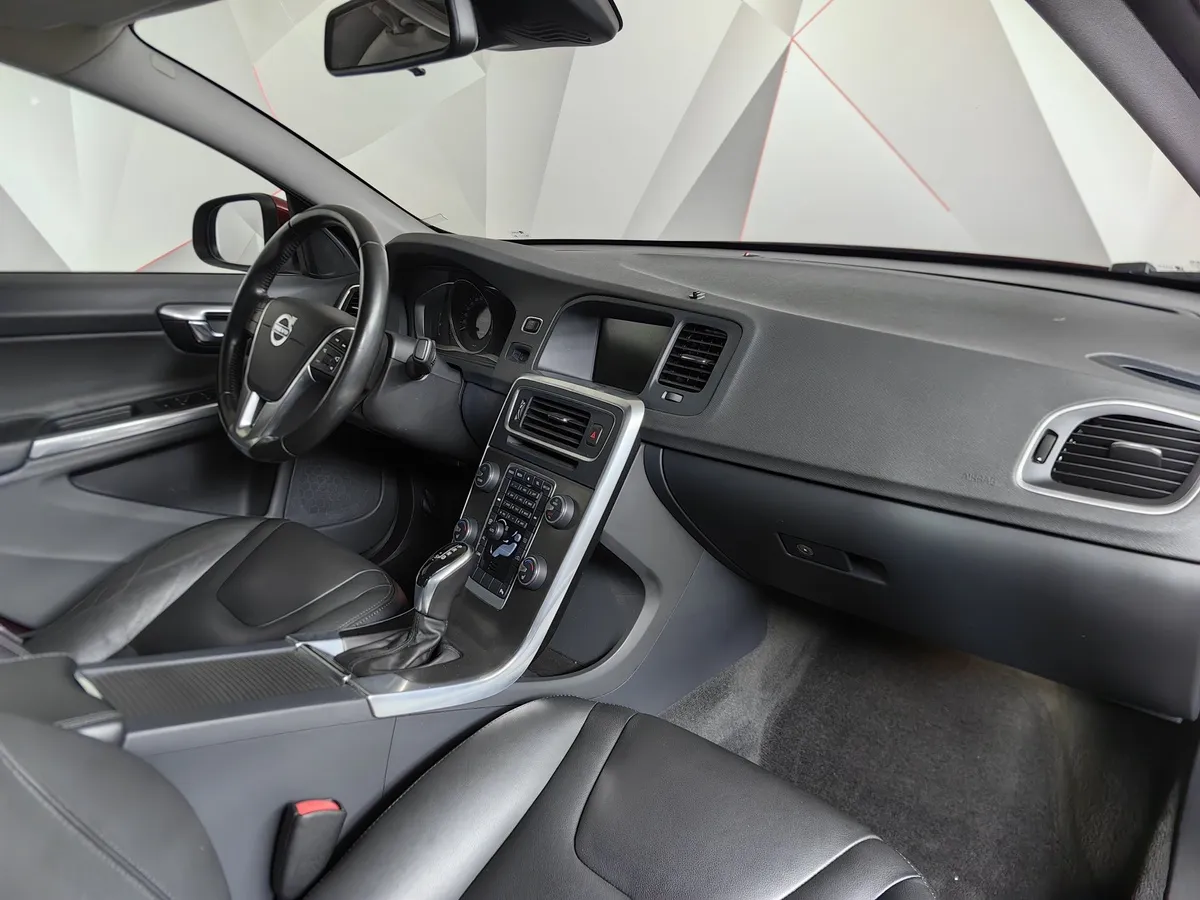 Volvo S60 2.0 T4 AT (180 л.с.) Summum Красный в АВИЛОН. Слайд №13