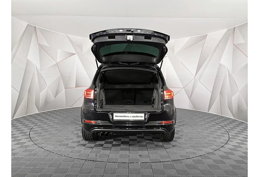 АВИЛОН - Volkswagen Tiguan 380 TSI 2.0 DSG 4WD (220 л.с.) R-Line Черный - slide 15