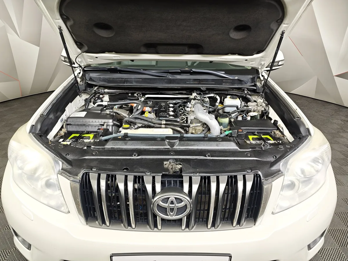 Toyota Land Cruiser Prado 3.0 D AT 4WD (5 мест) (173 л.с.) Белый в АВИЛОН. Слайд №11