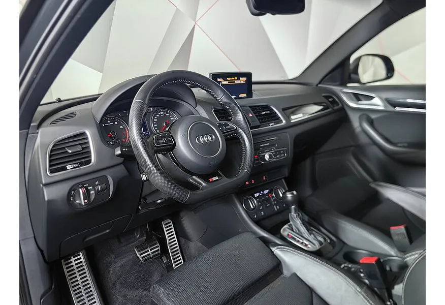 Audi Q3 2.0 TFSI S tronic quattro (180 л.с.) Sport Серый в АВИЛОН. Слайд №19