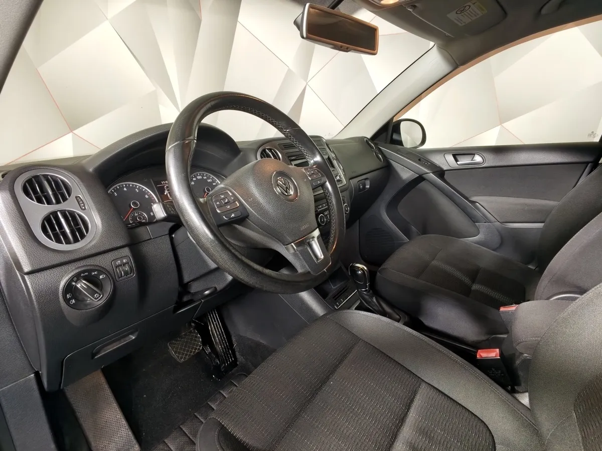 Volkswagen Tiguan 1.4 TSI BlueMotion DSG (150 л.с.) Sport&Style Синий в АВИЛОН. Слайд №19