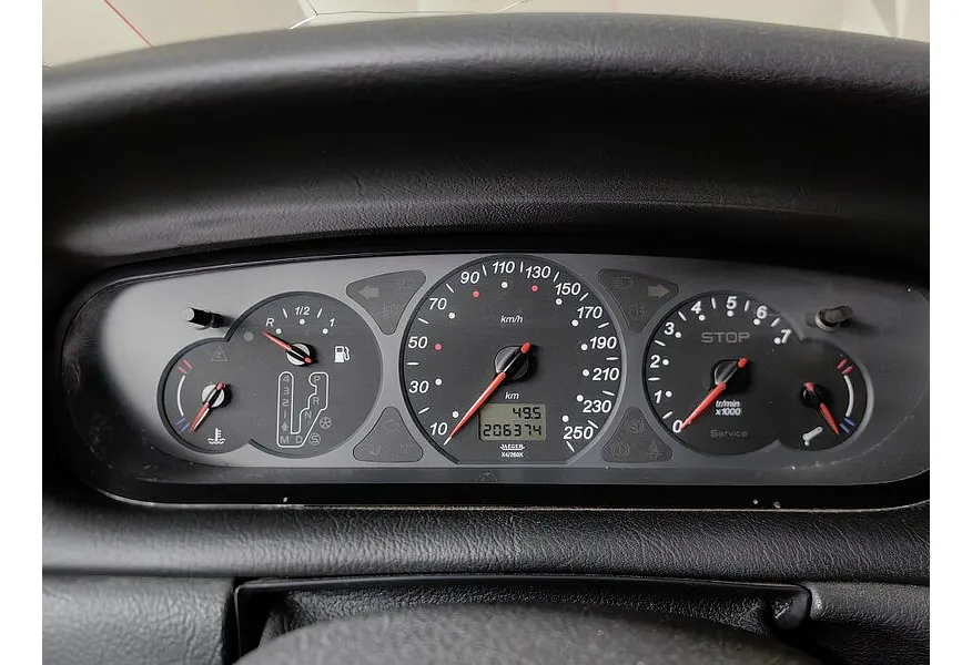 Citroen C5 2.0 AT (136 л.с.) Черный в АВИЛОН. Слайд №16