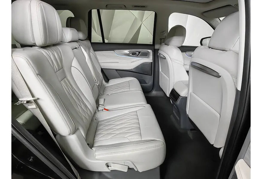 GAC GS8 2.0T 4WD (231 л.с.) GX Premium Черный в АВИЛОН. Слайд №15