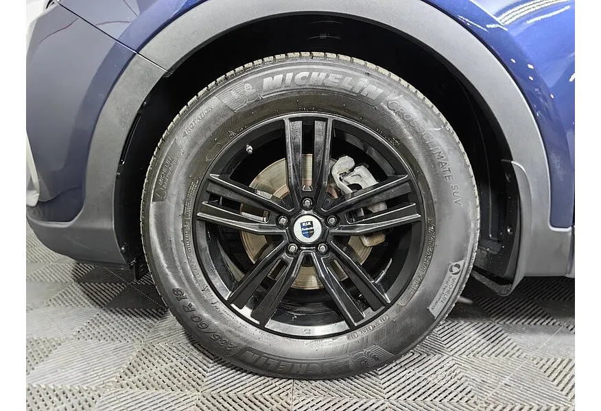 Hyundai Santa Fe 2.2 CRDi AT 4WD (200 л.с.) Family Синий в АВИЛОН. Слайд №9