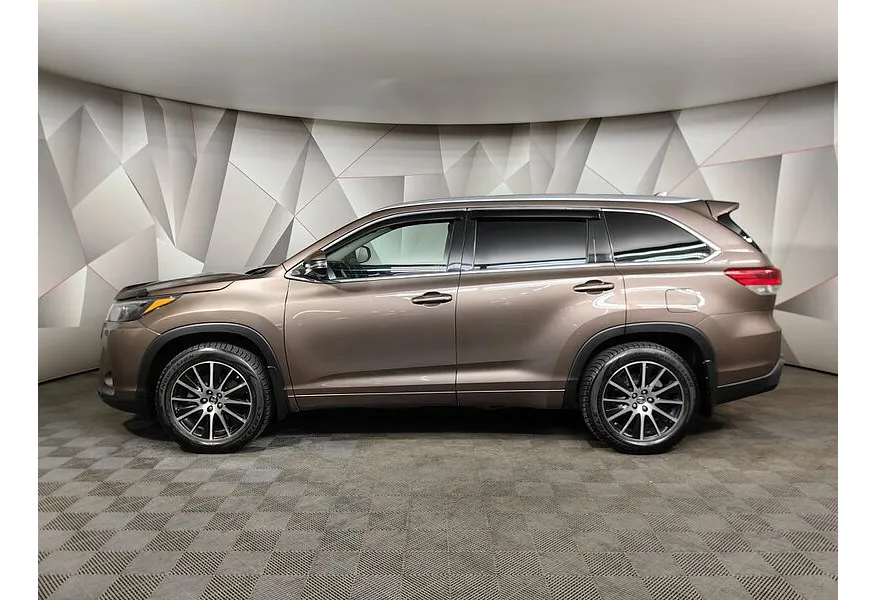Toyota Highlander 3.5 AT AWD (249 л.с.) Престиж Коричневый в АВИЛОН. Слайд №5