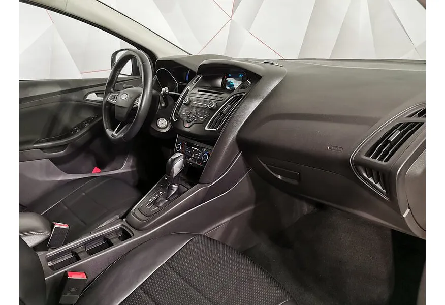 Ford Focus 1.6 Ti-VCT PowerShift (105 л.с.) SYNC Edition Серебристый в АВИЛОН. Слайд №13