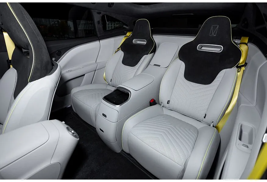 Avatr 11 116 kWh 4WD (578 л.с.) 5 мест Черный в АВИЛОН. Слайд №9