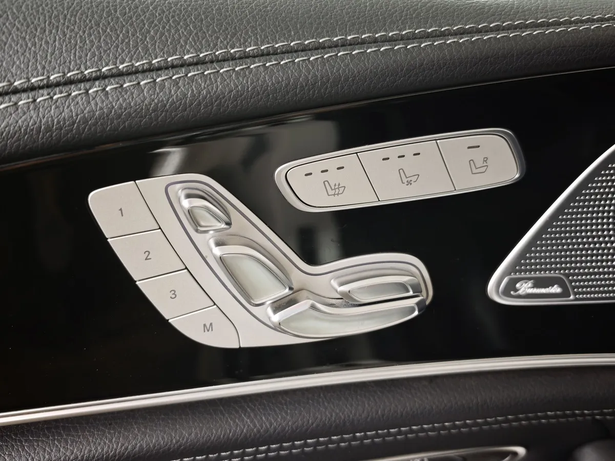 Mercedes-Benz AMG GT 43 4MATIC SPEEDSHIFT TCT 9G (367 л.с.) Особая серия Белый в АВИЛОН. Слайд №22