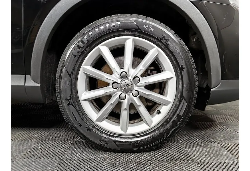 Audi Q3 2.0 TFSI quattro S tronic (170 л.с.) Черный в АВИЛОН. Слайд №9