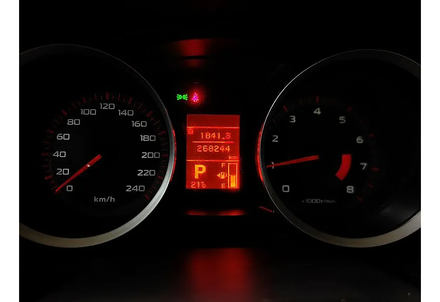 Mitsubishi Lancer 1.6 AT (117 л.с.) Зеленый в АВИЛОН. Слайд №16