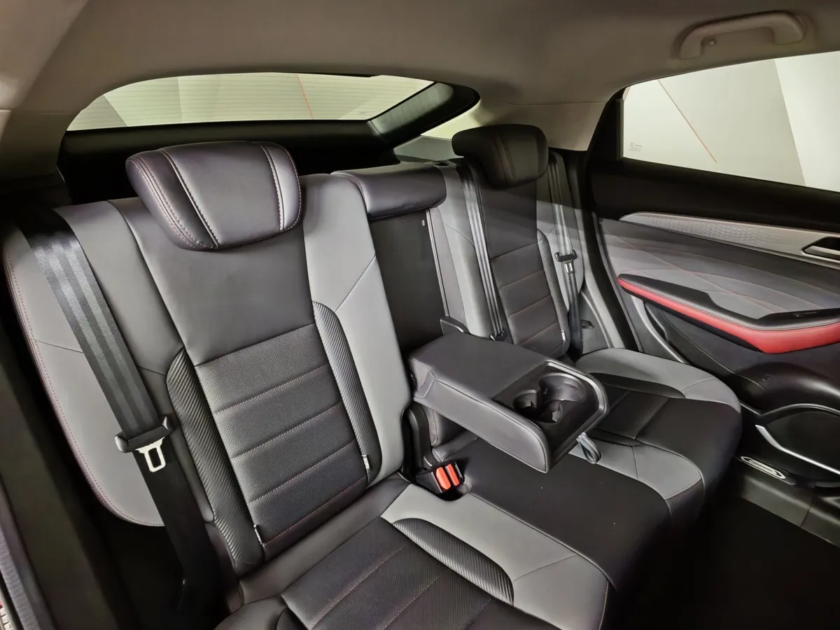 Haval F7x 2.0T AWD 7DCT (190 л.с.) Tech Plus Красный в АВИЛОН. Слайд №16