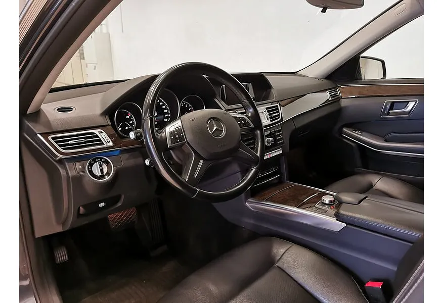 Mercedes-Benz E-Класс E 200 T BlueEfficiency 7G-Tronic Plus (184 л.с.) Серый в АВИЛОН. Слайд №19