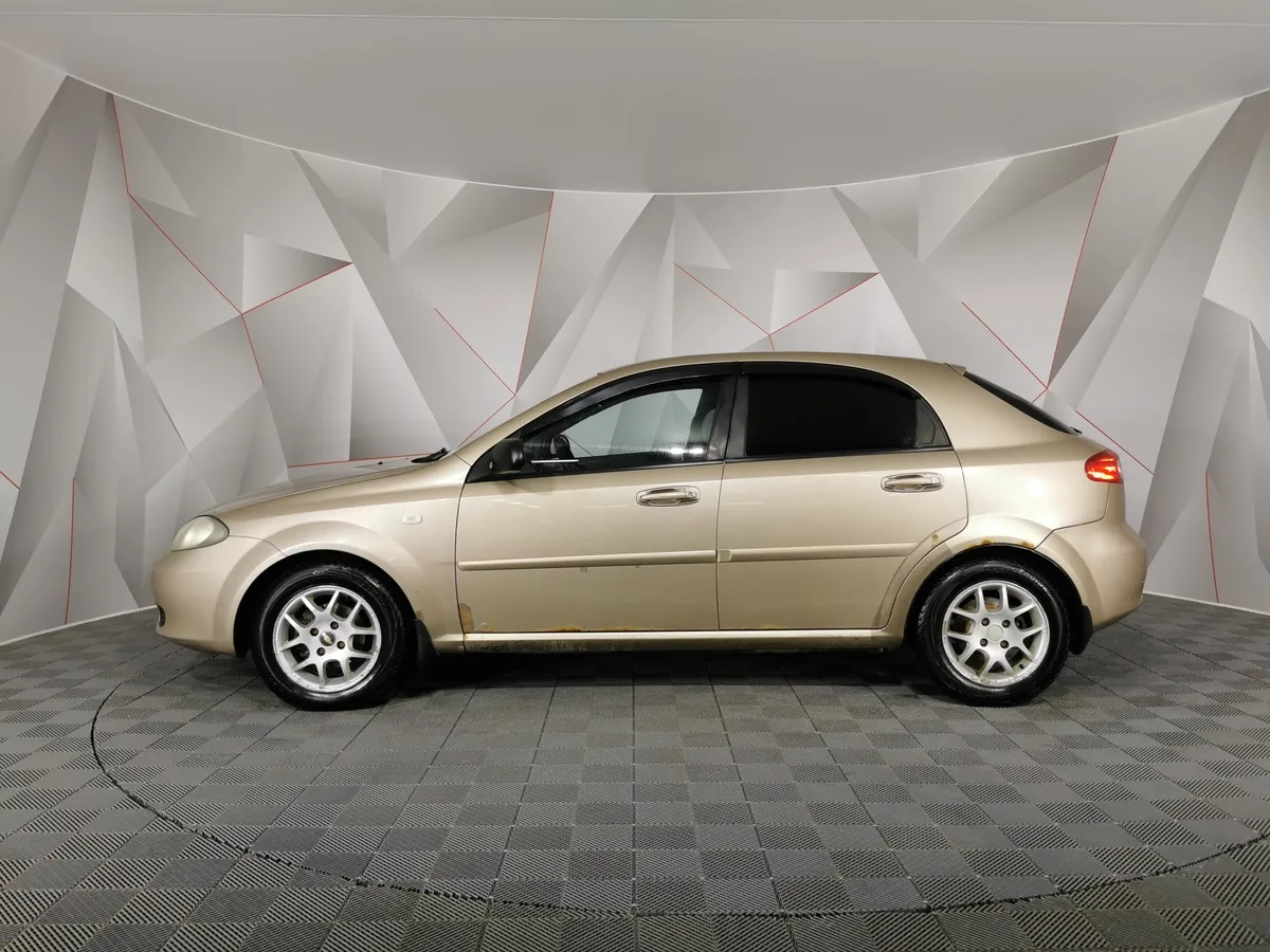 Chevrolet Lacetti 1.4 MT (95 л.с.) Бежевый в АВИЛОН. Слайд №4