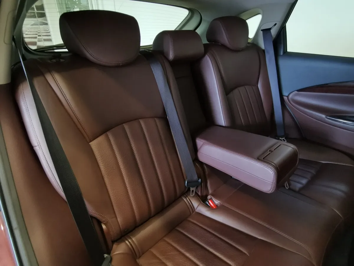Infiniti QX50 2.5 AT AWD (222 л.с.) Красный в АВИЛОН. Слайд №16