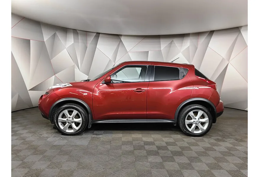 Nissan Juke 1.6 CVT (117 л.с.) Красный в АВИЛОН. Слайд №2