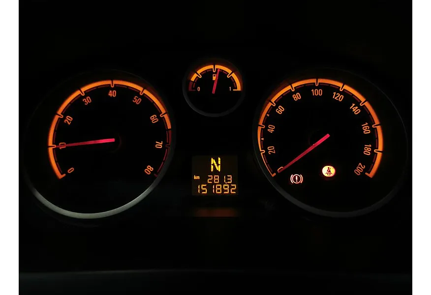 Opel Corsa 1.2 Easytronic (80 л.с.) Черный в АВИЛОН. Слайд №17