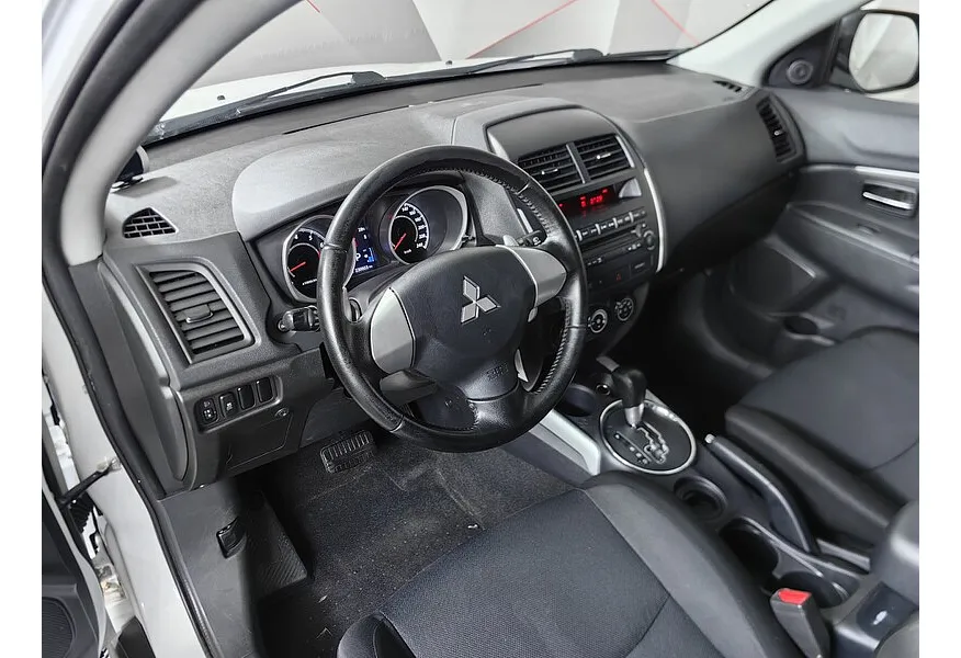 АВИЛОН - Mitsubishi ASX 1.8 CVT 2WD (140 л.с.) Белый - slide 6