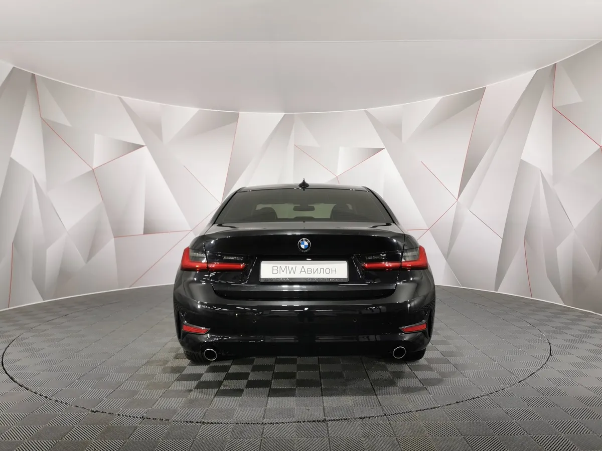 BMW 3 серия 318d Steptronic (150 л.с.) Черный в АВИЛОН. Слайд №4