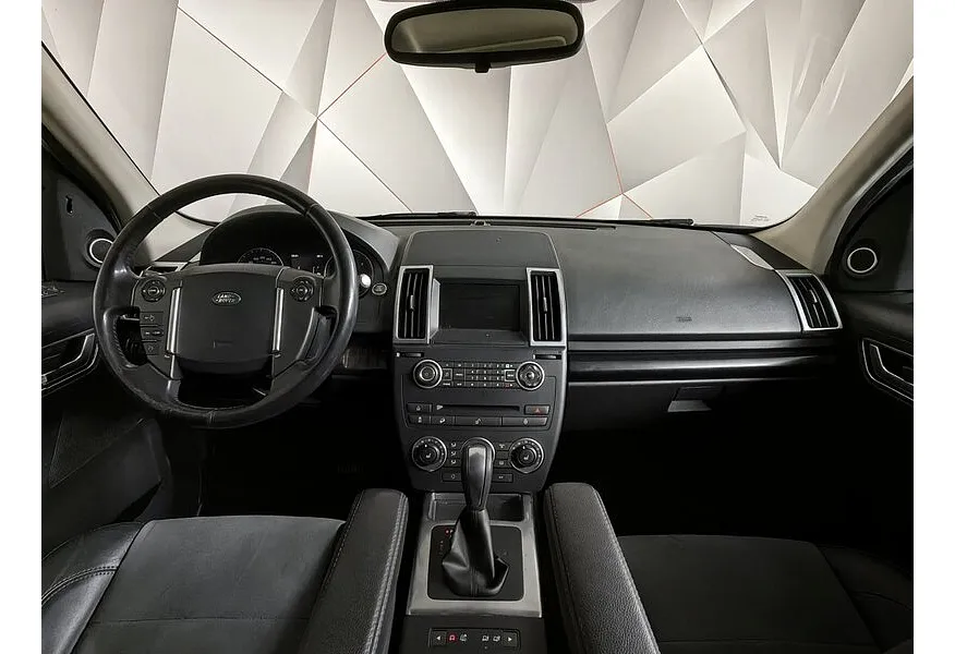 Land Rover Freelander 2.2 TD4 AT 4WD (150 л.с.) XS Серебристый в АВИЛОН. Слайд №13