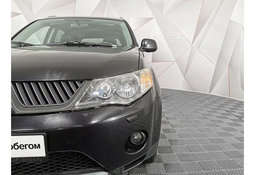Mitsubishi Outlander 3.0 AT 4WD (220 л.с.) XL Черный в АВИЛОН. Слайд №10