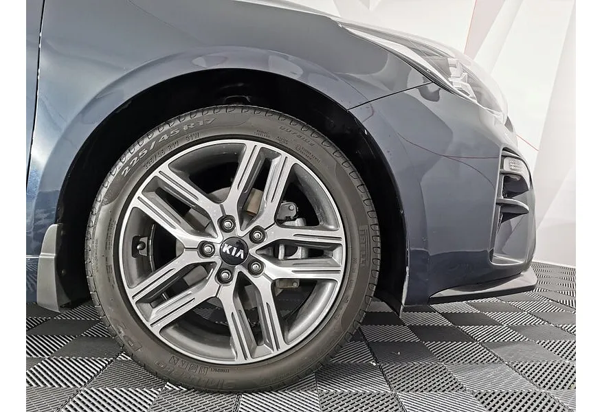 АВИЛОН - Kia Cerato 2.0 MPI AT (150 л.с.) GT Line Синий - slide 17
