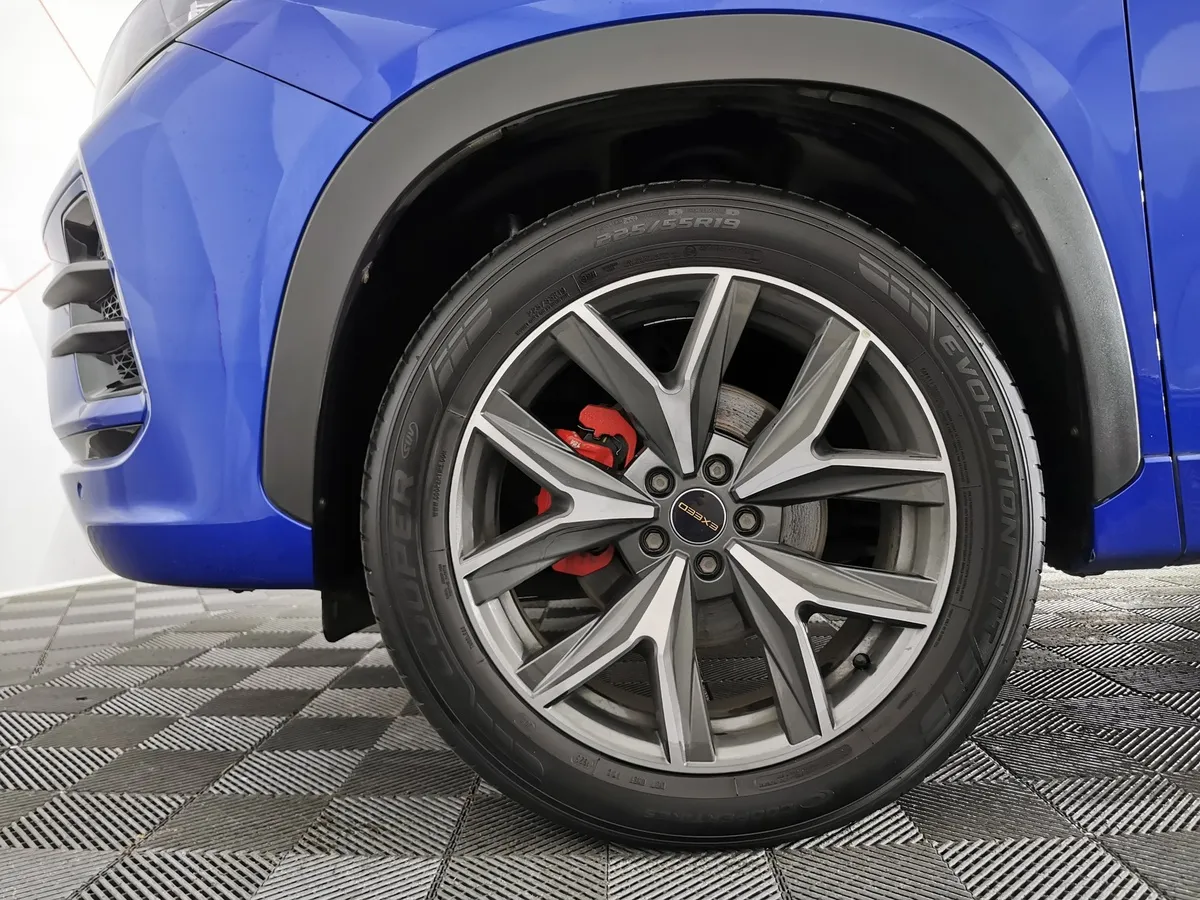 EXEED LX 1.6T DCT 4WD (150 л.с) Premium Plus Синий в АВИЛОН. Слайд №9
