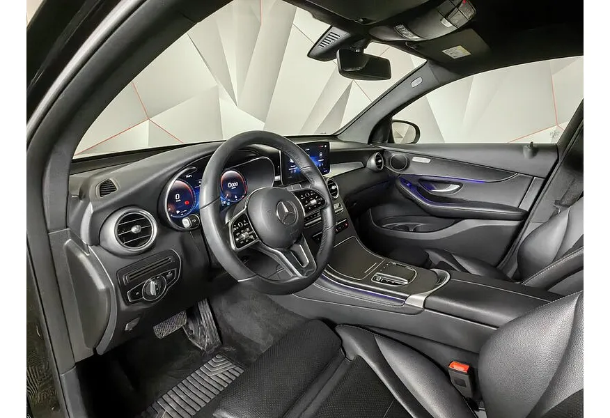 Mercedes-Benz GLC Купе 220 d 9G-TRONIC 4MATIC (194 л.с.) Premium Черный в АВИЛОН. Слайд №19