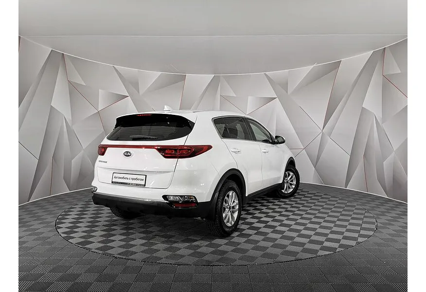 Kia Sportage 2.0 AT 2WD (150 л.с.) Classic Белый в АВИЛОН. Слайд №2