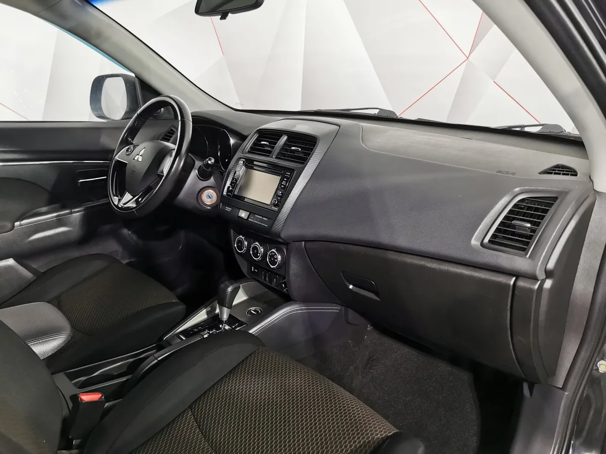 Mitsubishi ASX 2.0 CVT AWD (150 л.с.) Instyle S06 Черный в АВИЛОН. Слайд №11