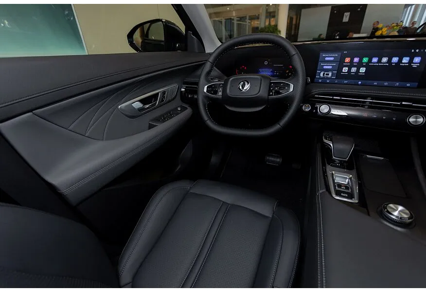 Dongfeng Huge 1.5 AMT FWD (197 л.с.) Executive Синий в АВИЛОН. Слайд №11