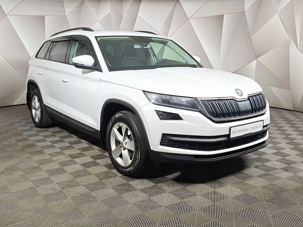 Skoda Kodiaq 1.4 TSI DSG 4X4 (150 л.с.) Белый в АВИЛОН. Слайд №3