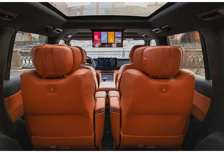 LIVE. Слайд №8