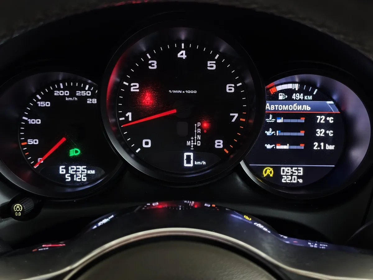 Porsche Macan 2.0 PDK AWD (252 л.с.) Белый в АВИЛОН. Слайд №18