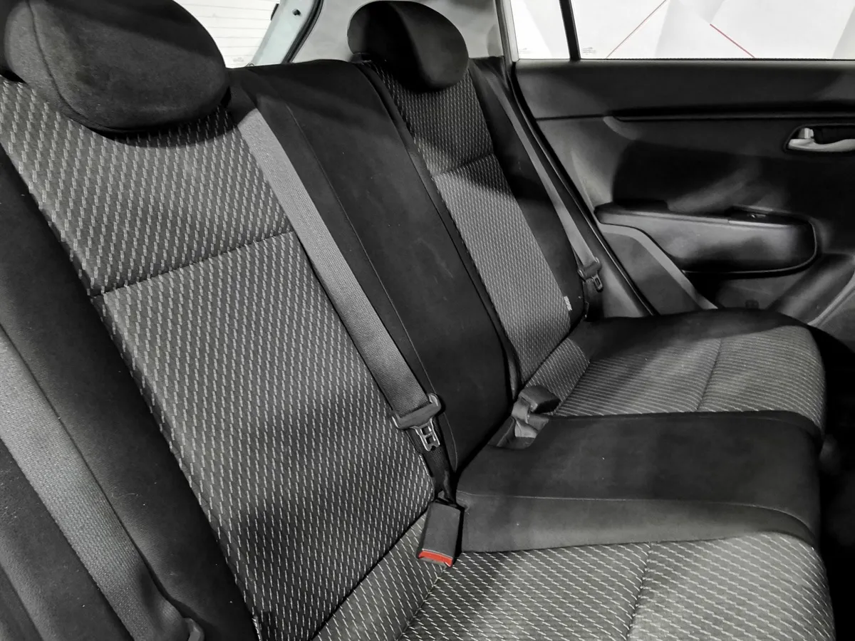 Kia Rio X-Line 1.6 AT (123 л.с.) Comfort Белый в АВИЛОН. Слайд №16