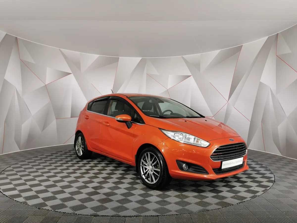 Ford Fiesta 1.4 MT (80 л.с.) Ghia Оранжевый в АВИЛОН. Слайд №3