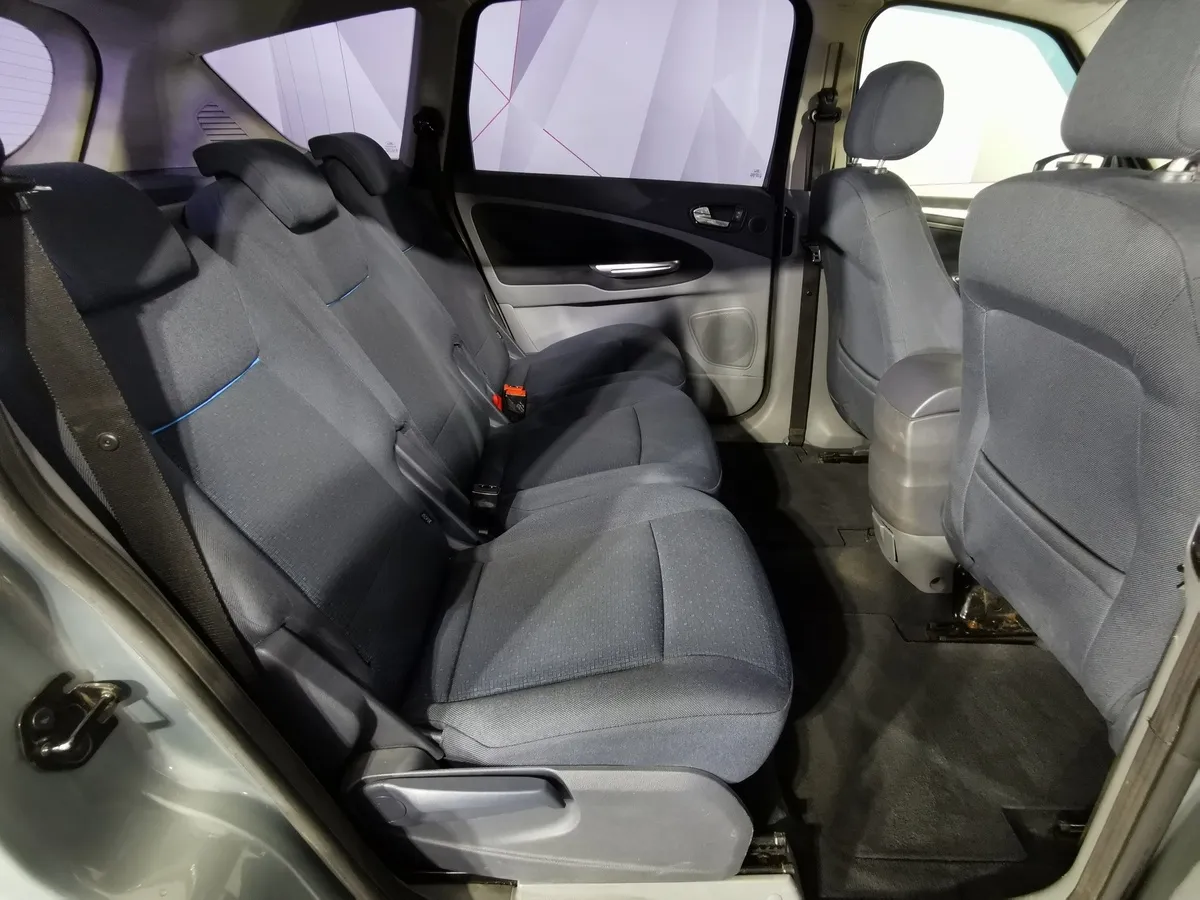 Ford S-Max 2.3 Powershift (161 л.с.) Trend Серый в АВИЛОН. Слайд №14