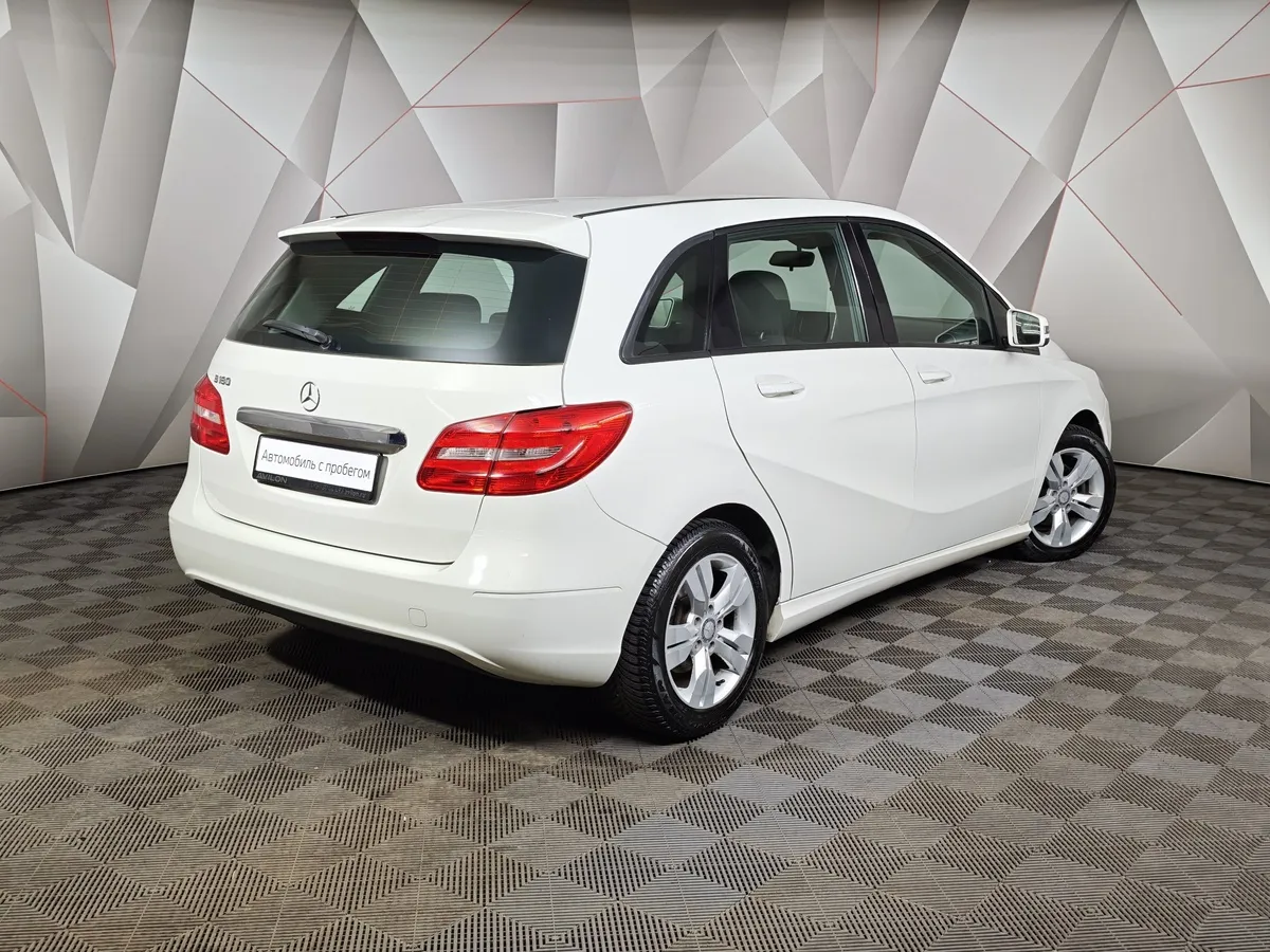 Mercedes-Benz B-Класс B 180 7G-DCT (122 л.с.) Белый в АВИЛОН. Слайд №2