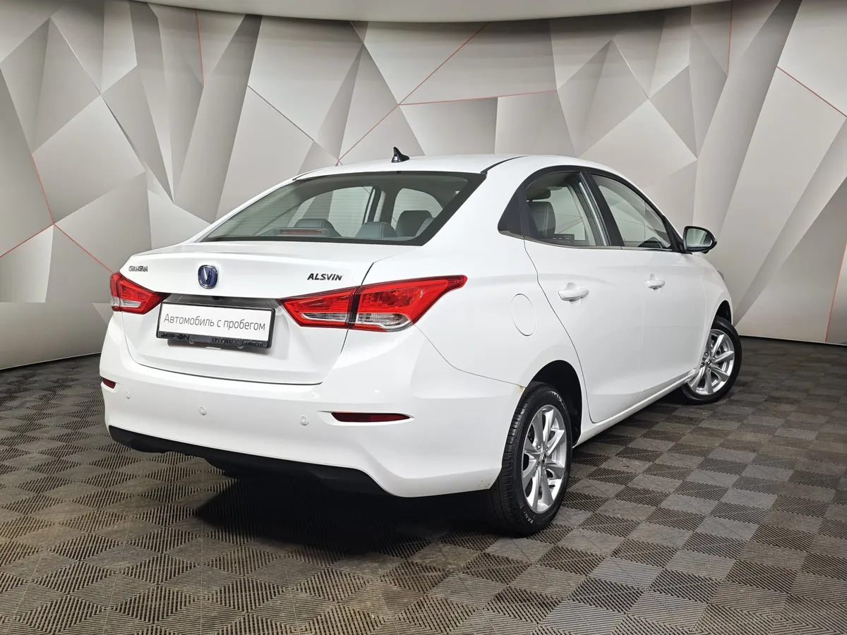 Changan Alsvin 1.5 DSG 2WD (107 л.с.) Tech Белый в АВИЛОН. Слайд №2