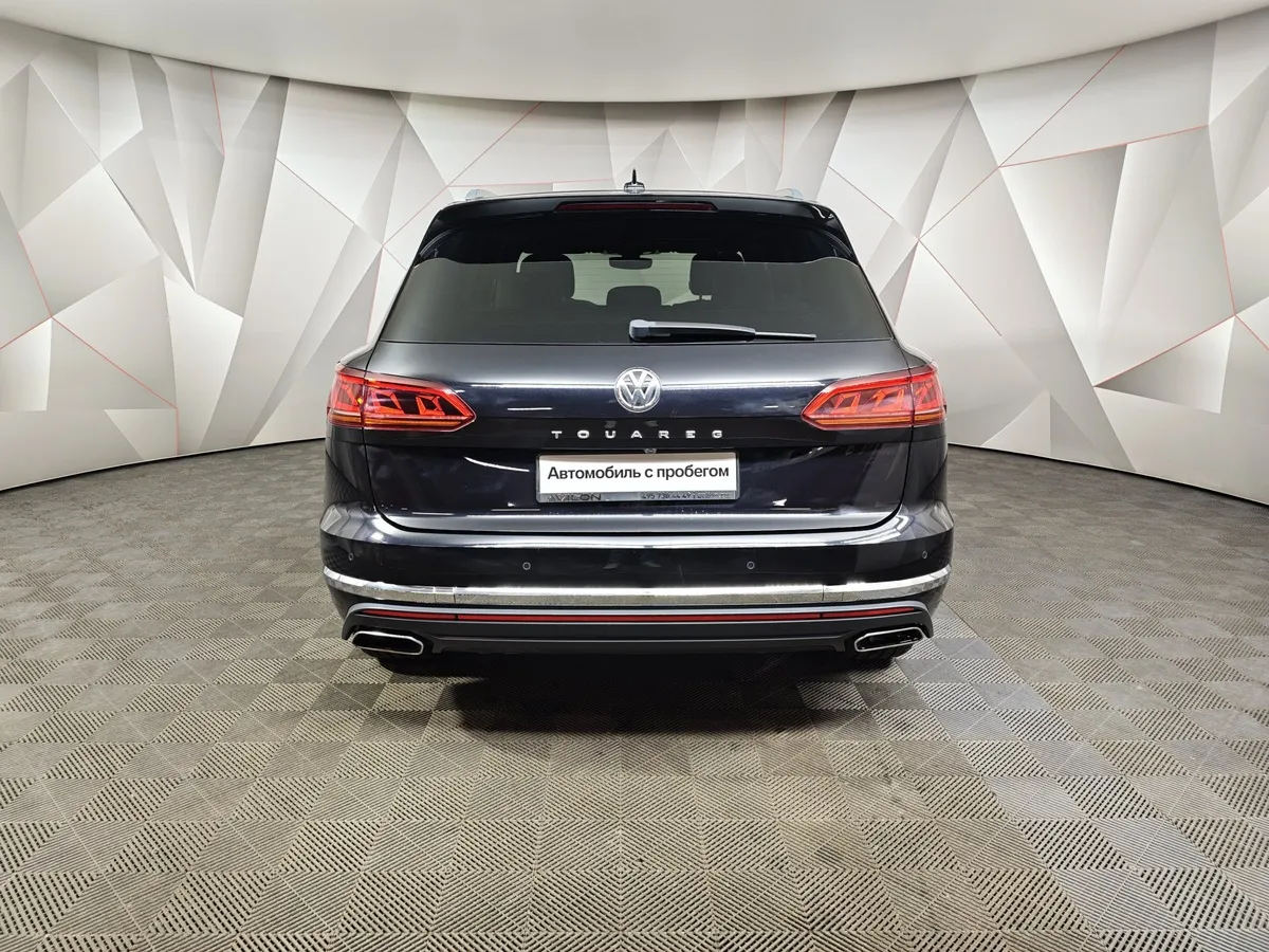 Volkswagen Touareg 2.0 TSI Tiptronic 4Motion (249 л.с.) Exclusive Черный в АВИЛОН. Слайд №8