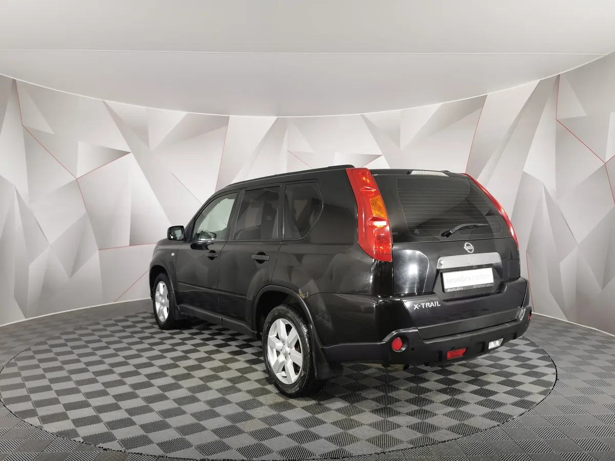 Nissan X-Trail 2.0 CVT AWD (141 л.с.) Черный в АВИЛОН. Слайд №4