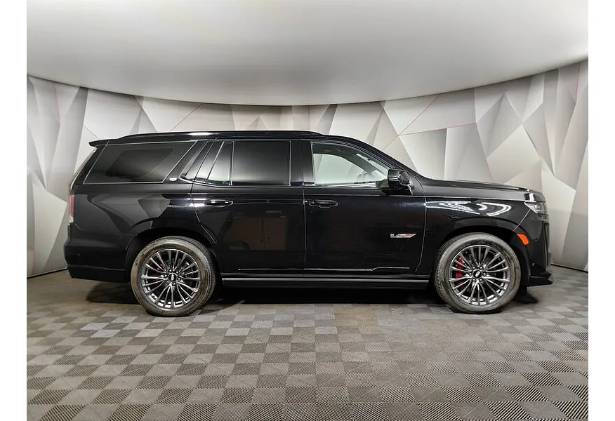 АВИЛОН - Cadillac Escalade V 6.2 AT 4WD (690 л.с.) V-series Черный - slide 3