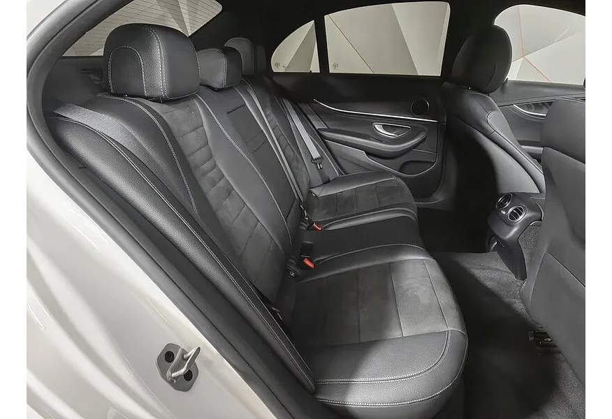 АВИЛОН - Mercedes-Benz E-Класс E 200 4MATIC 9G-TRONIC (184 л.с.) Sport Белый - slide 10