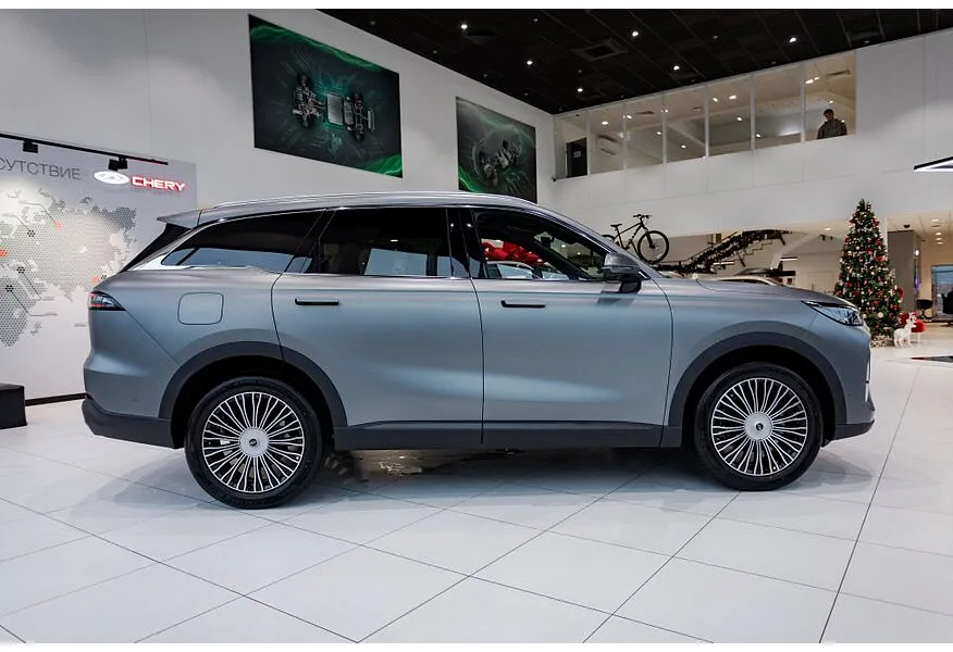 Chery Tiggo 9 2.0 AT 4WD (249 л.с.) Ultra Серый в АВИЛОН. Слайд №4