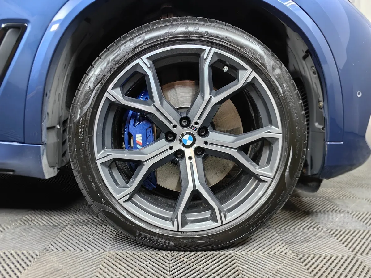 BMW X5 xDrive40d Steptronic (340 л.с.) M Sport Pro Синий в АВИЛОН. Слайд №7