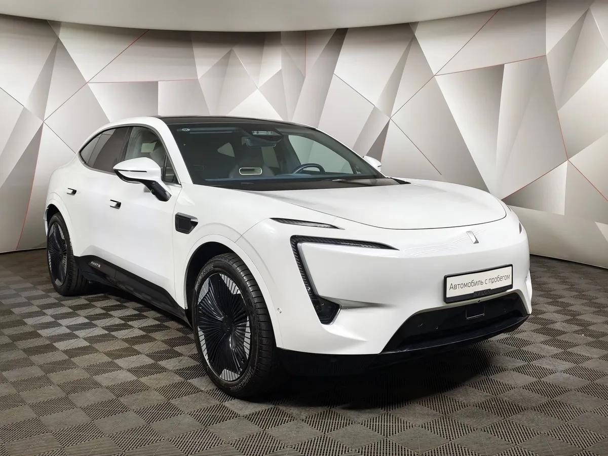 Avatr 11 Long Range Dual Motor AT 4WD (309 л.с.)  Luxury Edition  Белый в АВИЛОН. Слайд №3