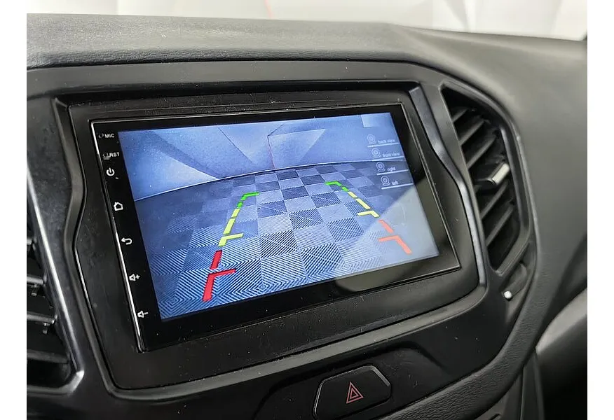 ВАЗ (Lada) Vesta 1.6 MT (106 л.с.) Белый в АВИЛОН. Слайд №18